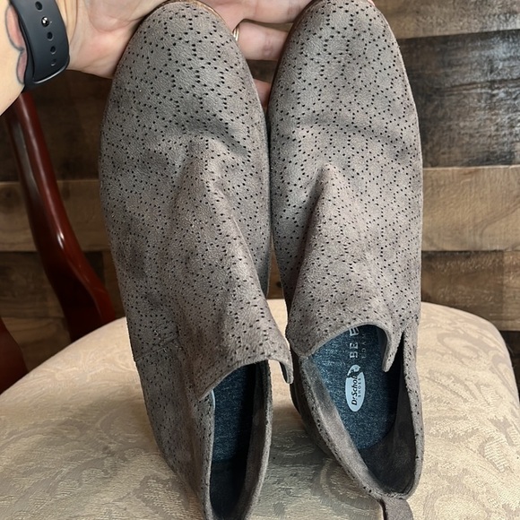 Dr. Scholls Womens Rate Gray Grey Microfiber Perforated Zip Ankle Boots 9 wide - Picture 9 of 9